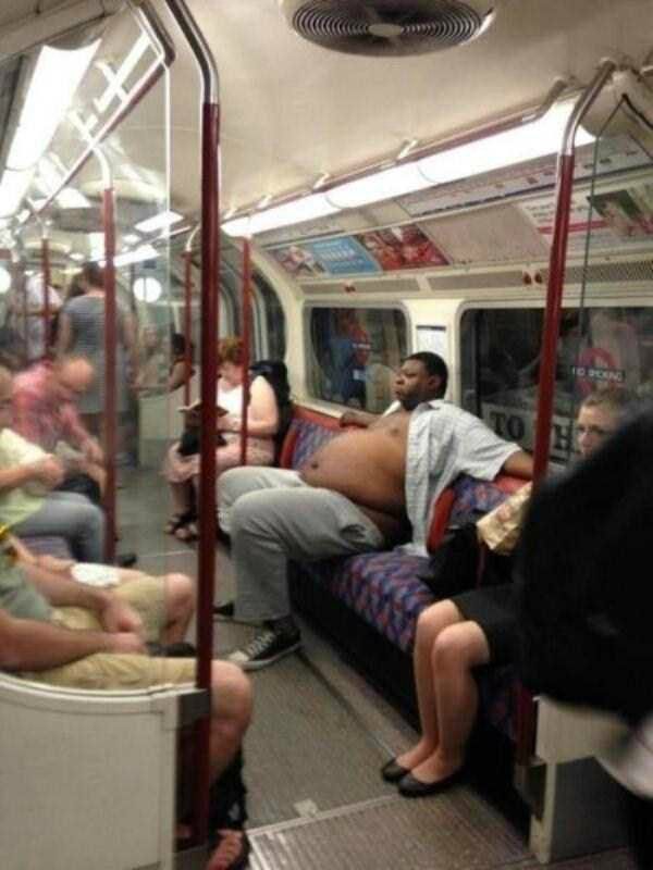 weird_people_in_Train07