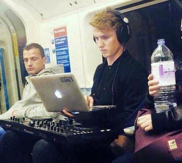 weird_people_in_Train22
